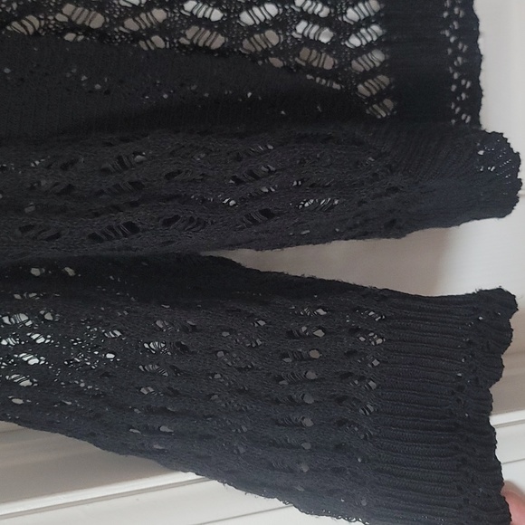 Cute Cropped knit Cardigan Size XL - Picture 4 of 4